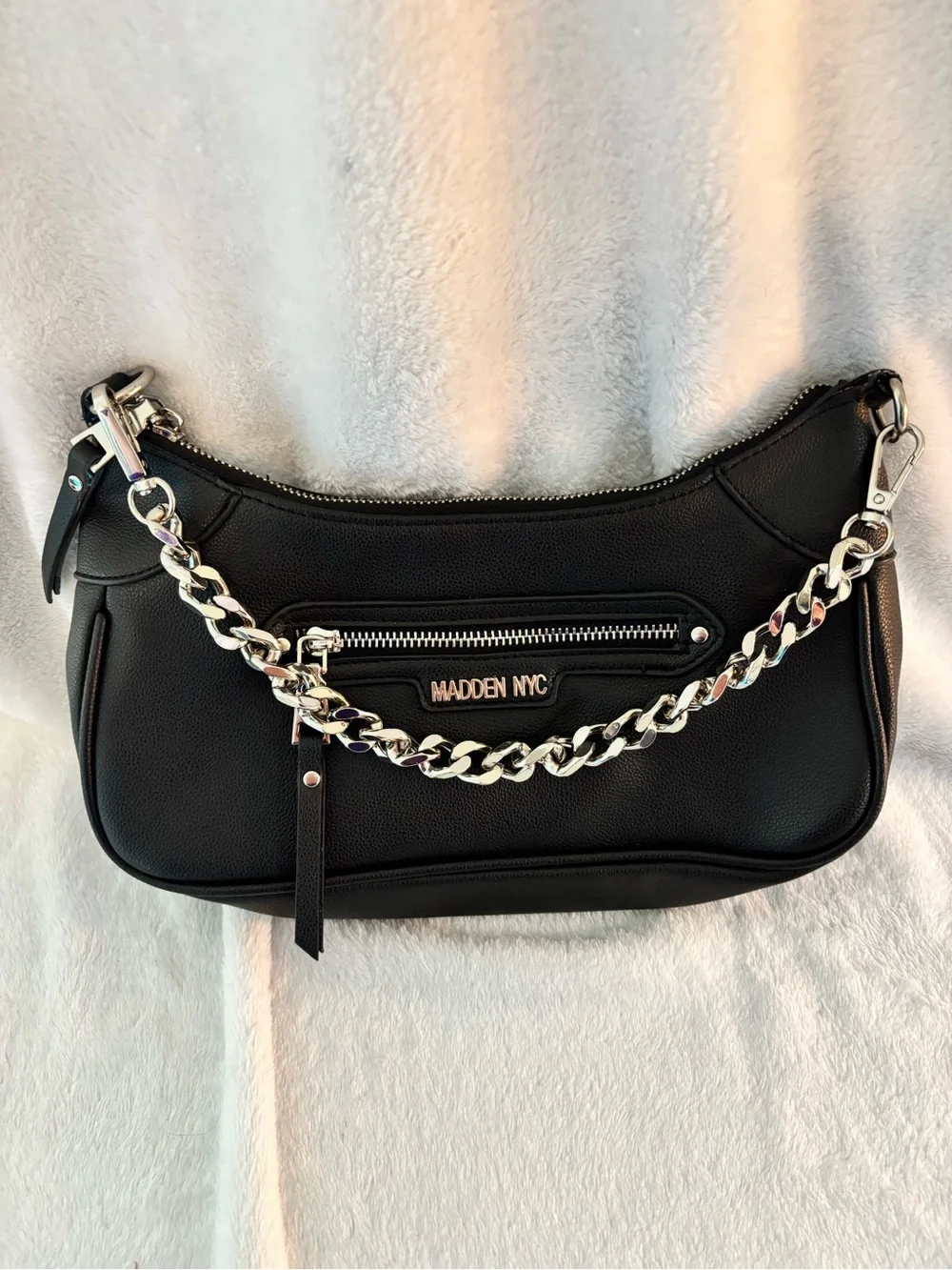Steve Madden Black Shoulder Bag with Silver Chain